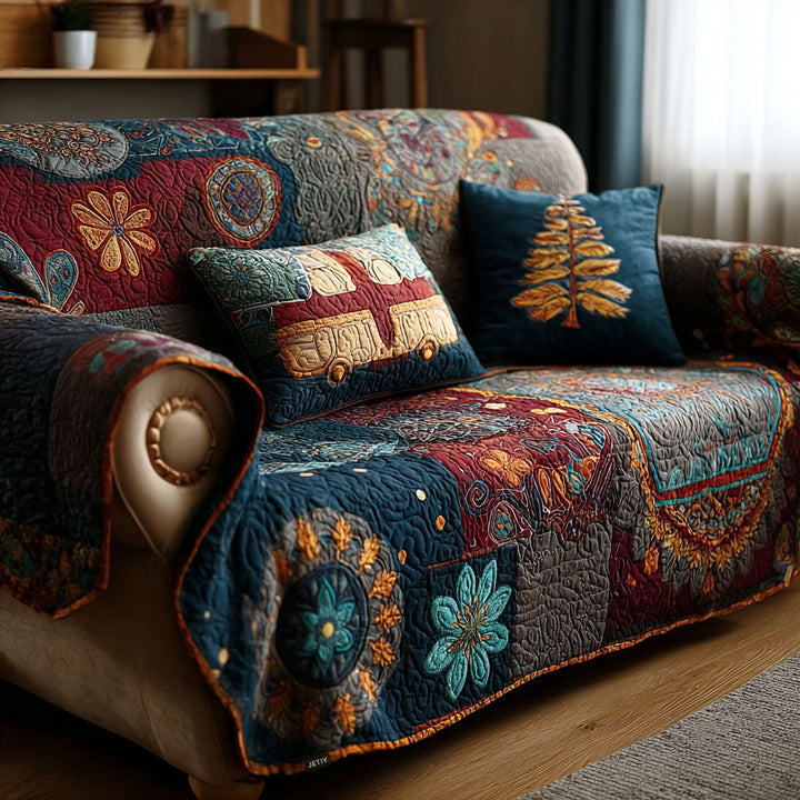 Housse de canapé matelassée – Motif bohème délicat – image 1