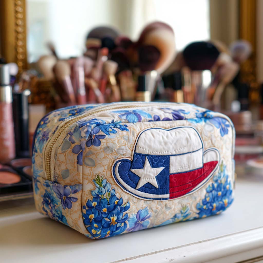 Trousse de maquillage matelassée chapeau de cow-boy – vue 1 – Maria Milano