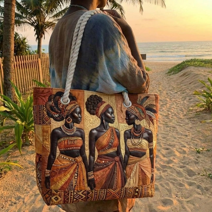 Sac de plage fait main | Éclat des reines de mélanine – sac de plage matelassé motif plage
